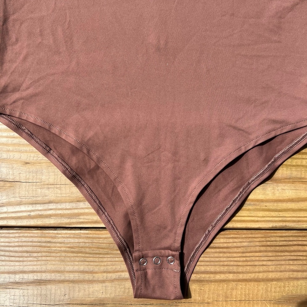 Reoria extra large Brown Sleeveless bodysuit snap tank top - Picture 9 of 14